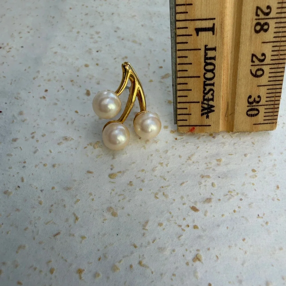 Vintage Gold Tone Triple Pearl Cluster Cherry Stud Earrings Women Jewelry